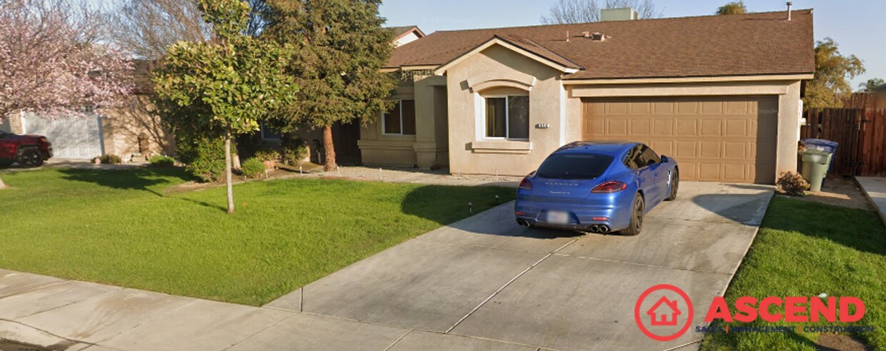 Primary Photo - 4-Bedroom Home in Southwest Bakersfield!