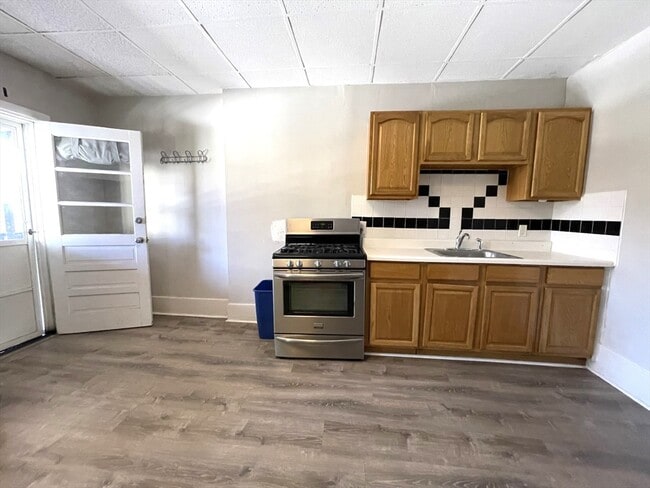 Foto del edificio - 9 School St