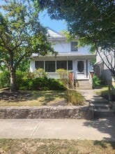 Building Photo - 109 S Westgate Ave