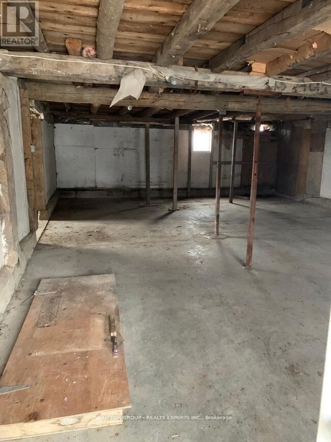 Building Photo - 6272 Colonel Talbot Rd