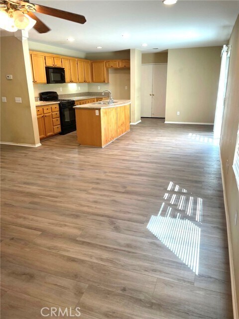Foto del edificio - 32057 Meadow Wood Ln