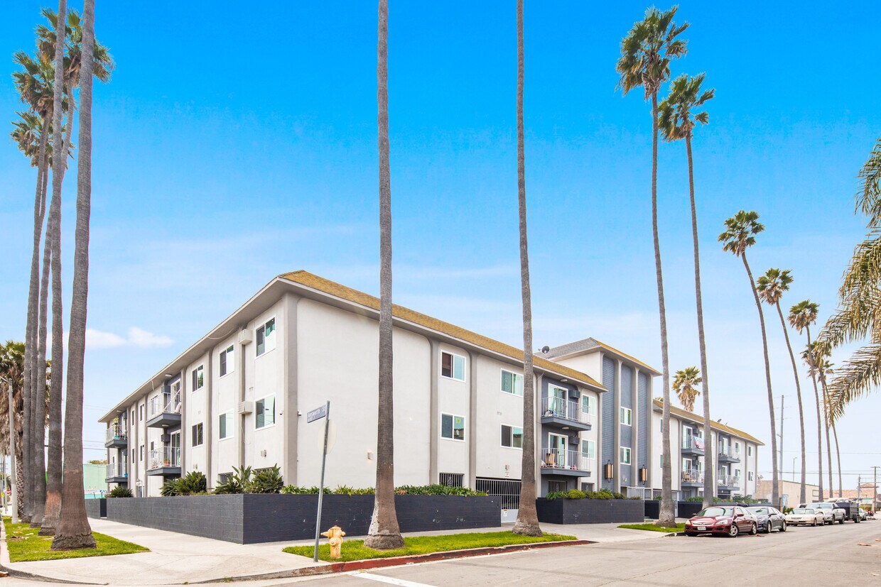 The Palms Apartments Apartments in Gardena, CA Westside Rentals