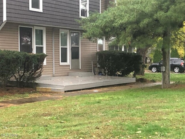 Foto del edificio - 595 Dayton St