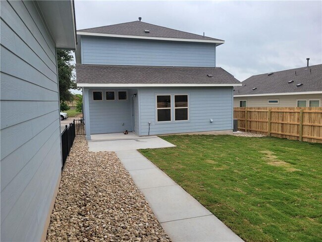 Foto del edificio - 1733 Lakota Ln