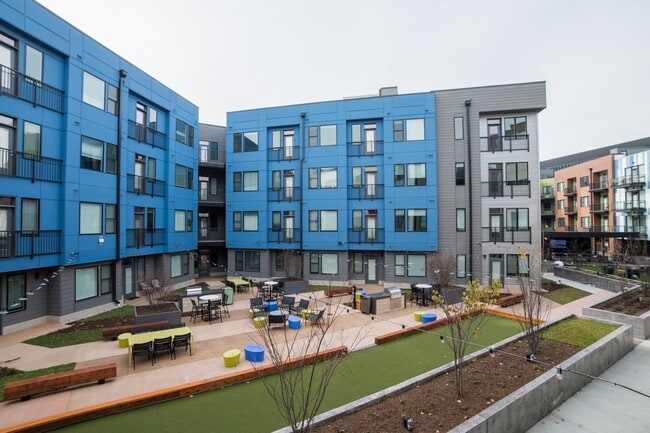 Interior Photo - CityWay