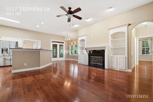 Foto del edificio - 5017 Stephens Ln