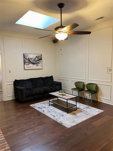 Foto del edificio - 2707 Edinboro Dr