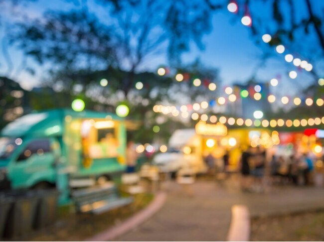 Foto del edificio - 2744 Melrose Ave