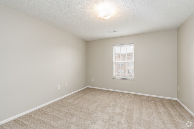 1BR, 1BA - 735SF - Bedroom Mid Upgrade - Leafy Dell Apartments