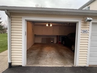 Building Photo - 595 Canterbury Ln
