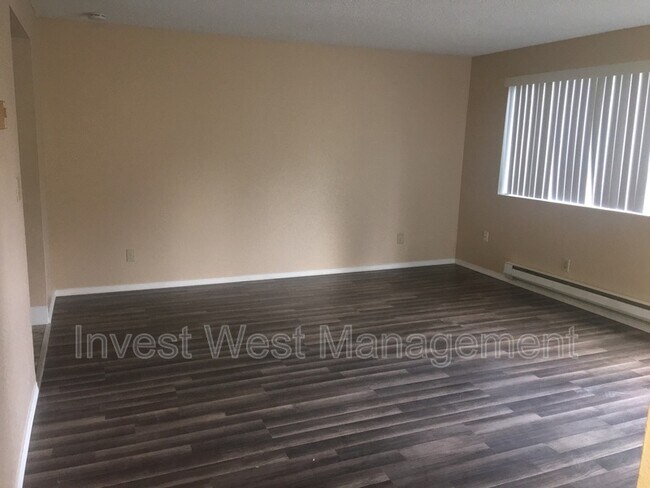 Foto del edificio - 4210 NE 137 Ave