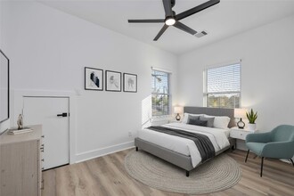 Building Photo - 4533 Larkspur St