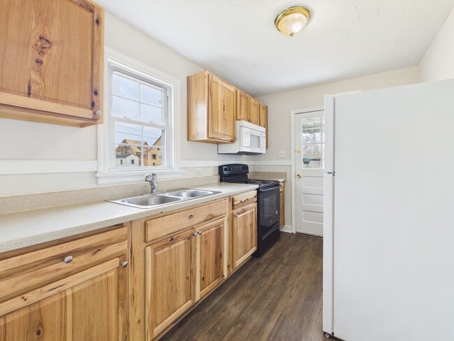 Foto del edificio - 2609 Harold Ave