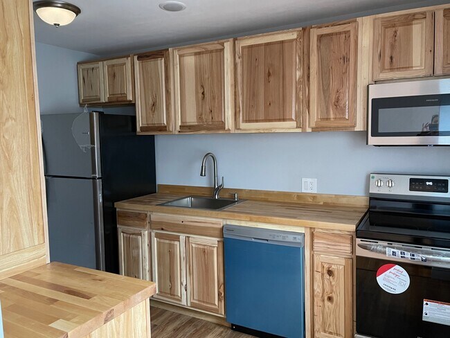 Foto del edificio - 250 Beechwood Ave