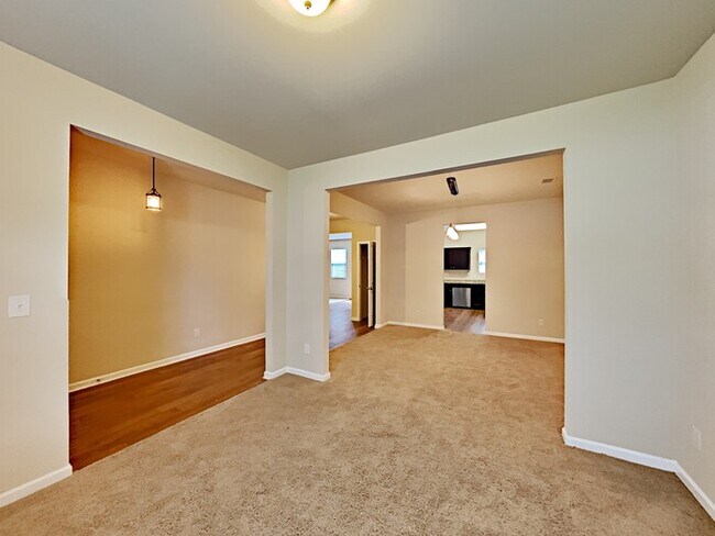 Building Photo - 6510 St Mark Way