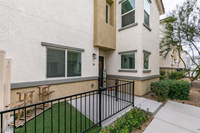 Foto del edificio - 12349 Golden Wreath Rd