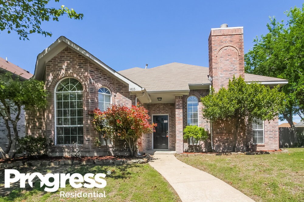 Primary Photo - 1805 Dartbrook Dr
