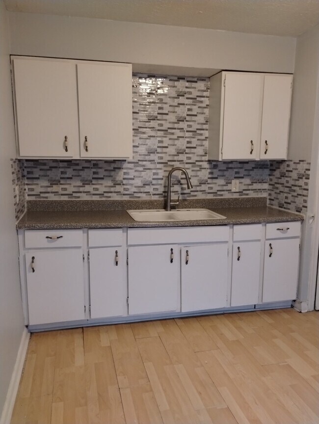 Foto del edificio - 439 Edgewood Ave