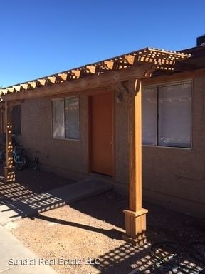 Foto del edificio - 323 E Purdue Ave
