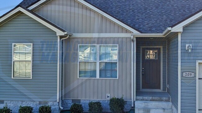 Building Photo - 209 Geneva Ln