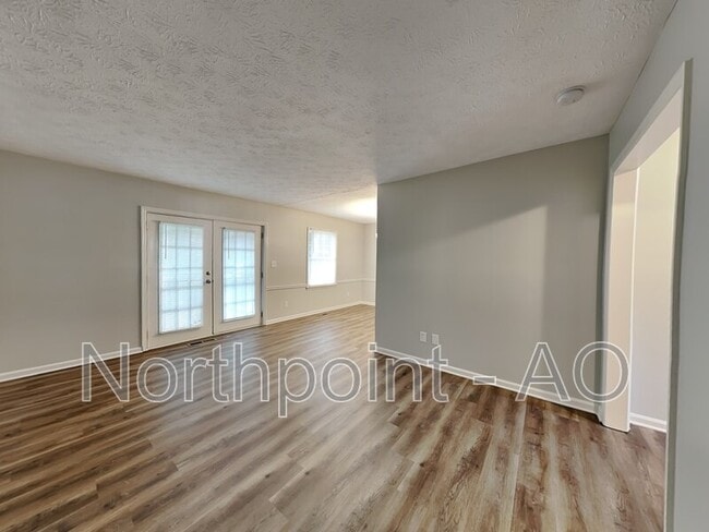 Building Photo - 7346 Czar Pl