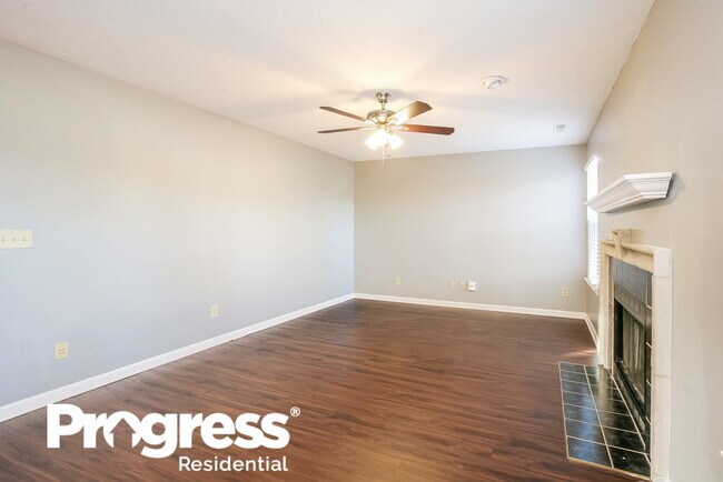 Building Photo - 12614 Gunnison Dr