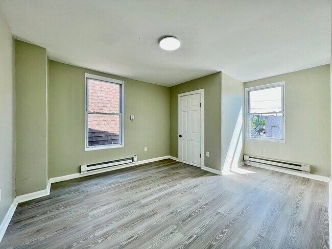 63 Delavan Ave Unit 3 - 65 Delavan Ave