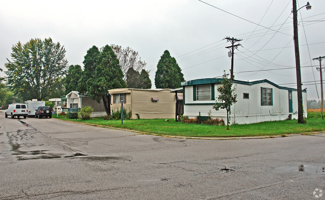 Building Photo - Spring Valley Estates