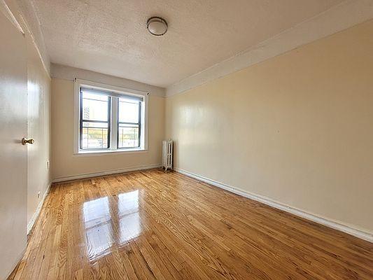 Building Photo - 1 bedroom in BRONX NY 10462