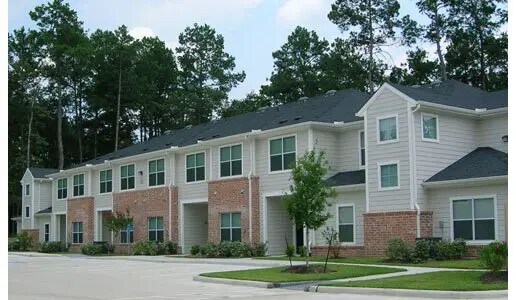 Foto del edificio - 24011 Richards Rd