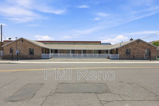 Foto del edificio - 1515 N Carson St