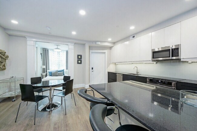 Foto del edificio - 1525 Corcoran St NW