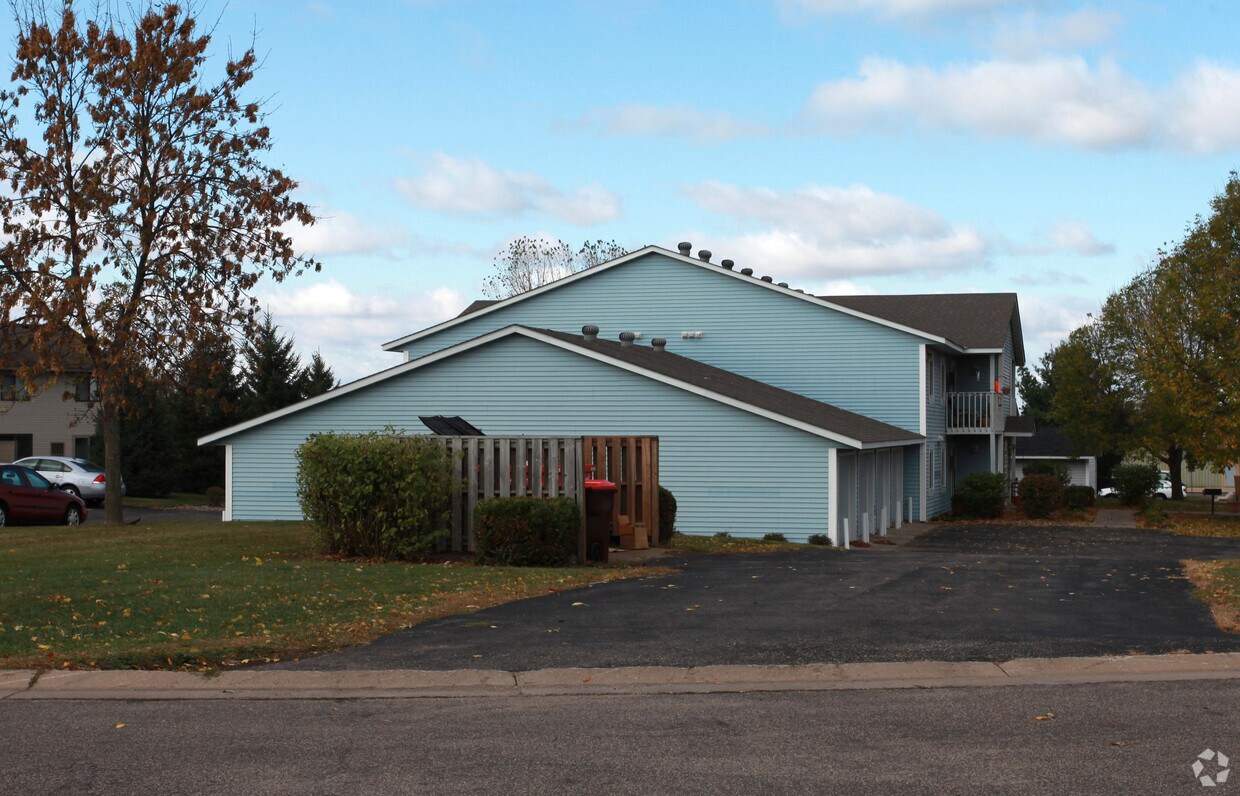 Building Photo - 725 Shane Park Cir