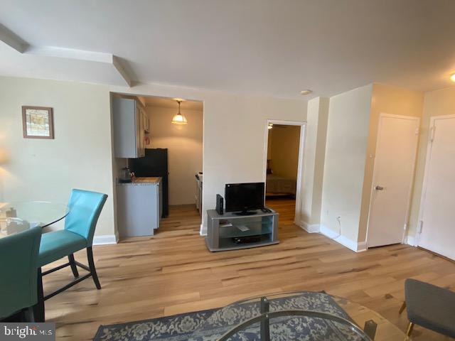 Foto del edificio - 1121 Arlington Blvd