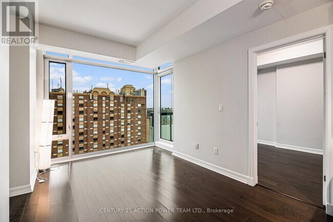 Building Photo - 238 Besserer St