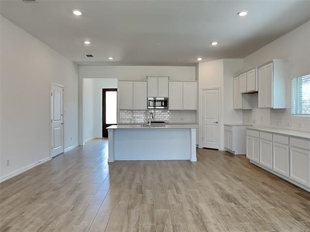 Foto del edificio - 1812 Roadrunner Dr