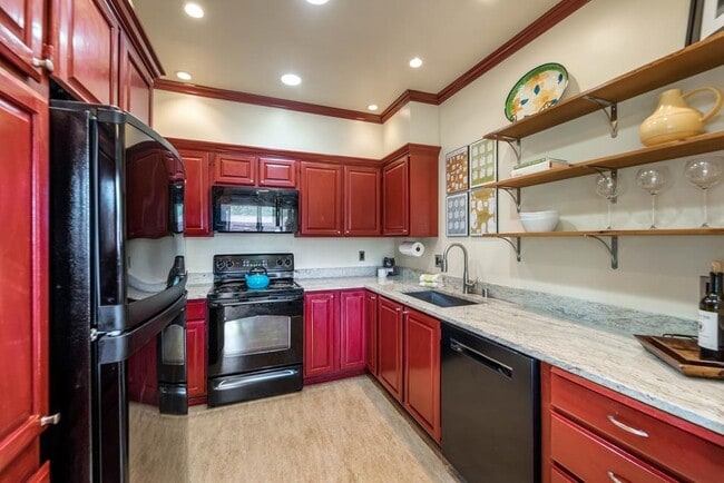 Building Photo - 2618 4th Ave N