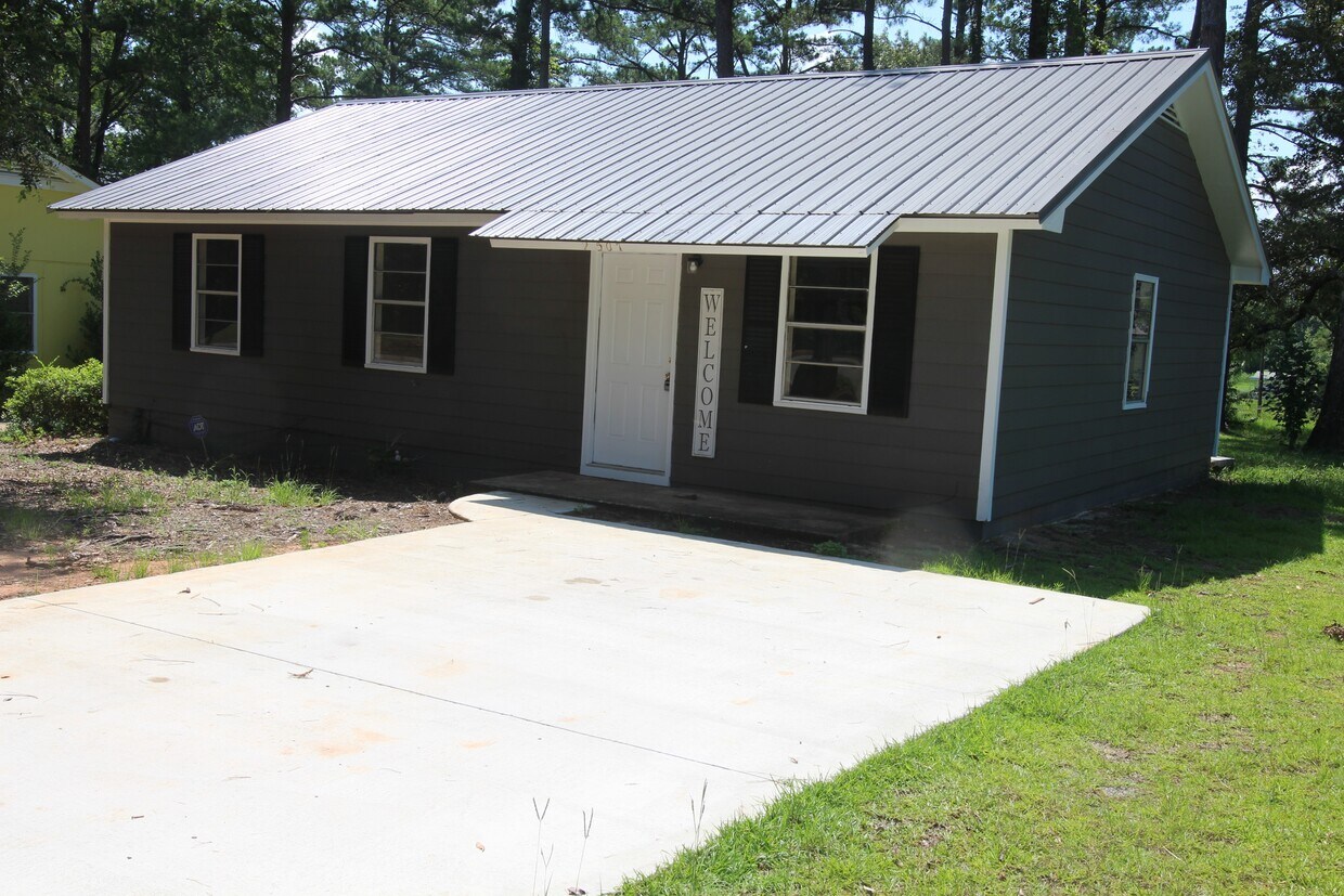 Foto principal - 2507 Beachview Dr