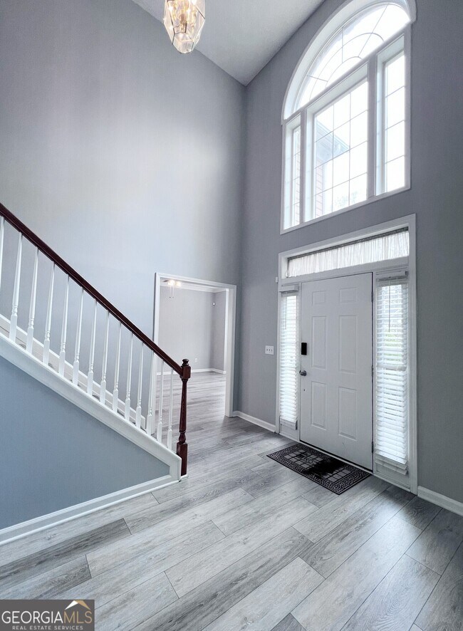 Building Photo - 1924 Riverlanding Cir