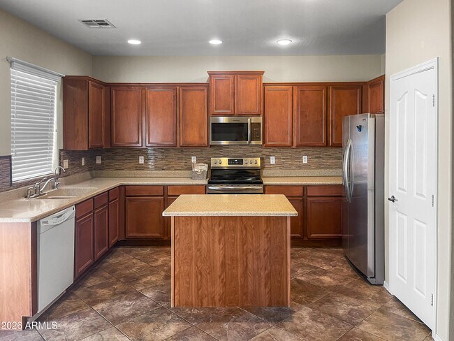Building Photo - 17727 N 89th Dr