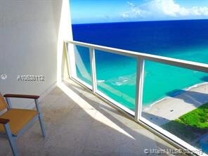 Primary Photo - 1699 Collins Ave