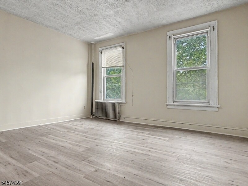 Building Photo - 345 15th Ave