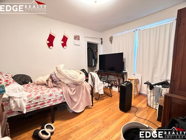 Building Photo - 192 Washington St