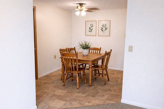 Building Photo - TIMBER RIDGE APARTMENTS