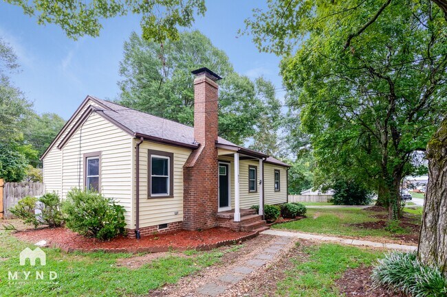 Foto del edificio - 400 Cherry St