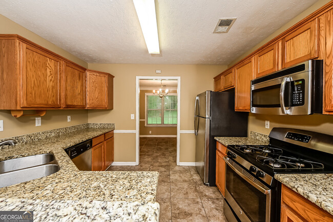 Building Photo - 3331 Glen Summit Ln