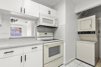 Building Photo - 12450 NW 7th Ln