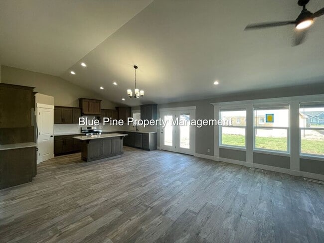 Building Photo - 1507 47th St