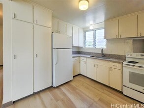 Building Photo - 1616 McGrew Ln