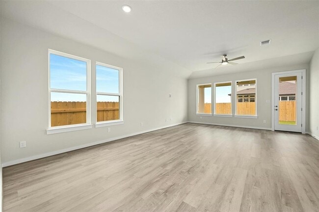 Foto del edificio - 4304 Contrail Ln